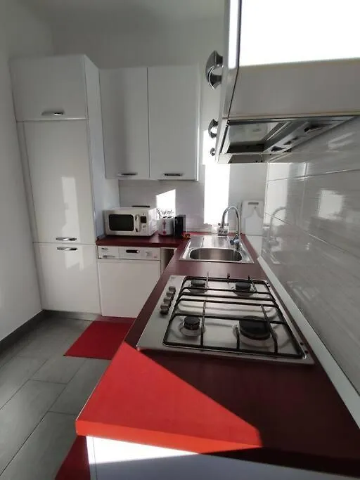 Bilocale Luminoso E Accogliente Zona Marche Daire Milano