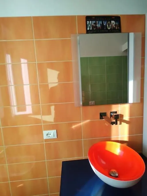 Bilocale Luminoso E Accogliente Zona Marche Daire Milano